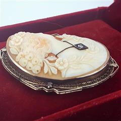 Vintage Cameo Gold-Diamond-Stone Brooch .10 CT. 14K Antique Gold 15g
